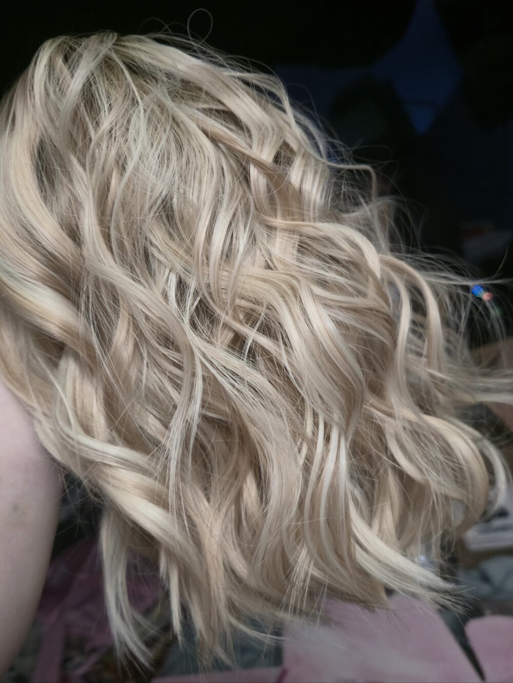 chelsey smith crowns rhodes (blonde suede) new wig